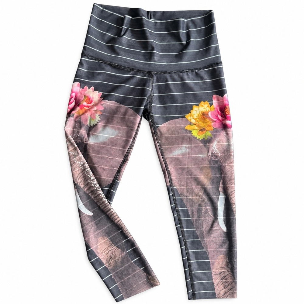 Teeki Love The Elephant Hot Pants Womens XS Gray Floral Yoga Leggings Made USA